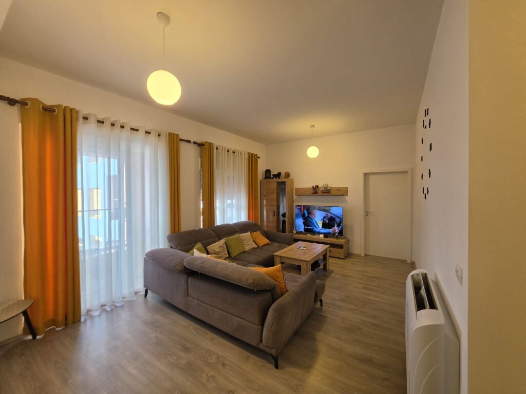 Apartament 2+1 per qera Kompleksi Mangalem Ali Demi !