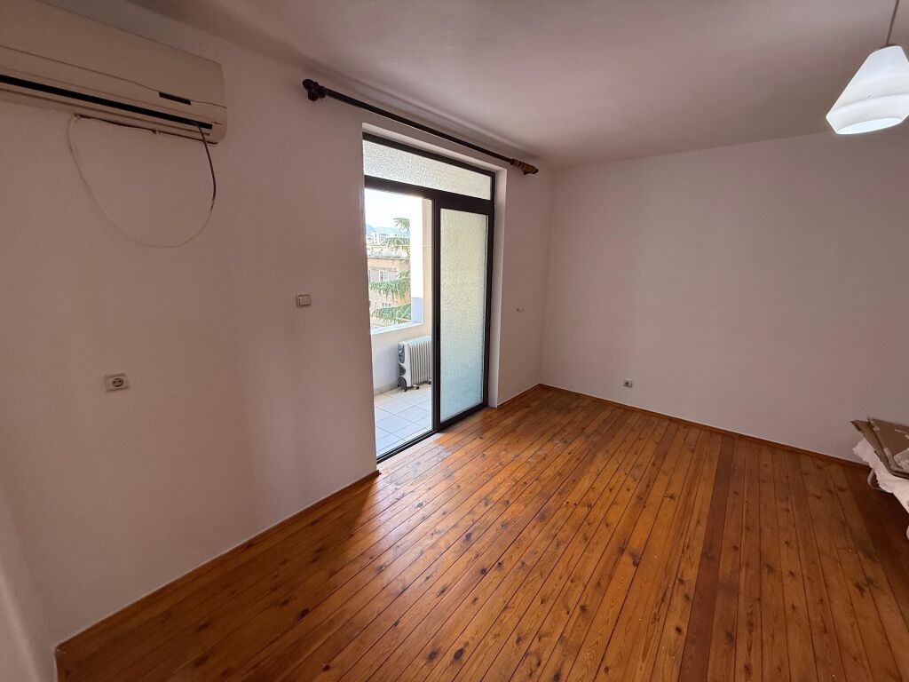 Apartment 2+1 for sale Brryl roadside