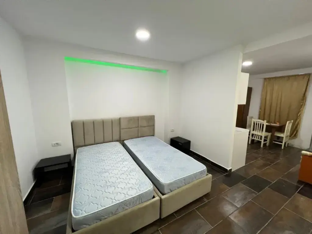 Qera | Garsoniere | Spitali Amerikan 2 | 350 €/muaj