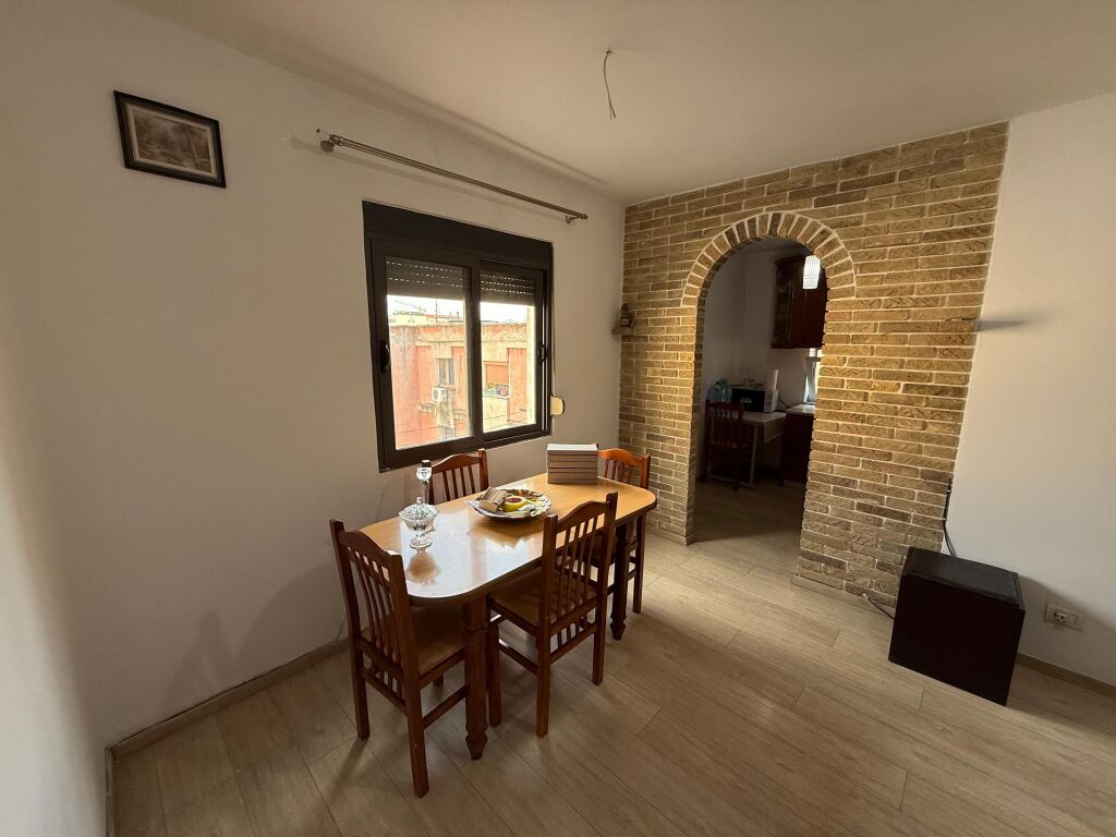 Apartment 2+1 for sale Brryl roadside