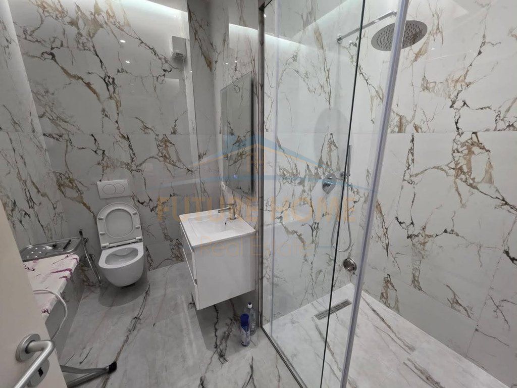 Rent, Apartment 2+1+2, Durrës Street, Tirana