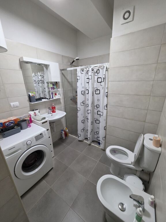 Apartament 2+1 per qera Kompleksi Mangalem Ali Demi !