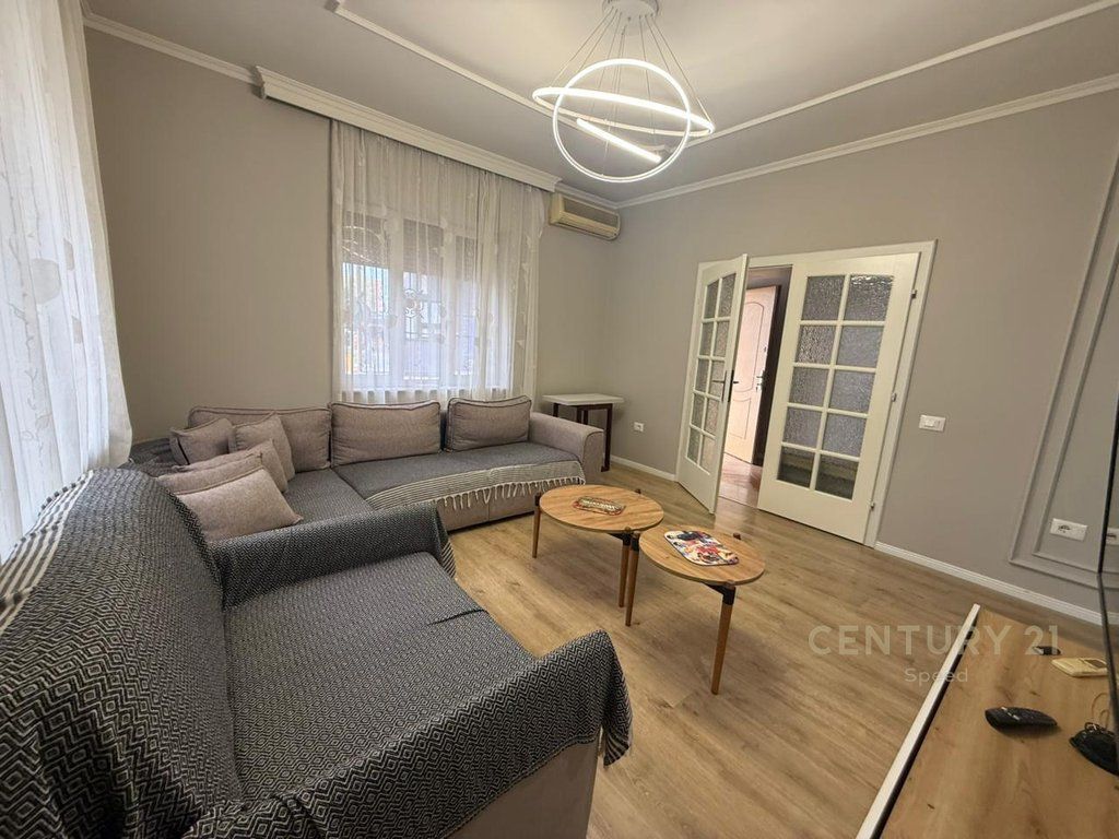 Apartment 1+1 and parking space for rent near the Medrese! (50,000leke )