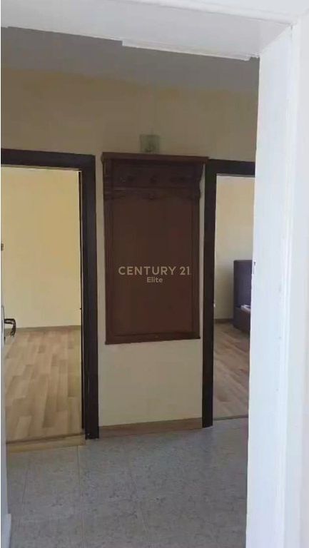 €350 /Month - Apartment for rent in Xhamllik!
