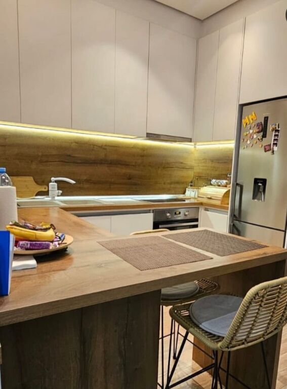 Jepet me qira apartament 1+1 te Kopshti Botanik!