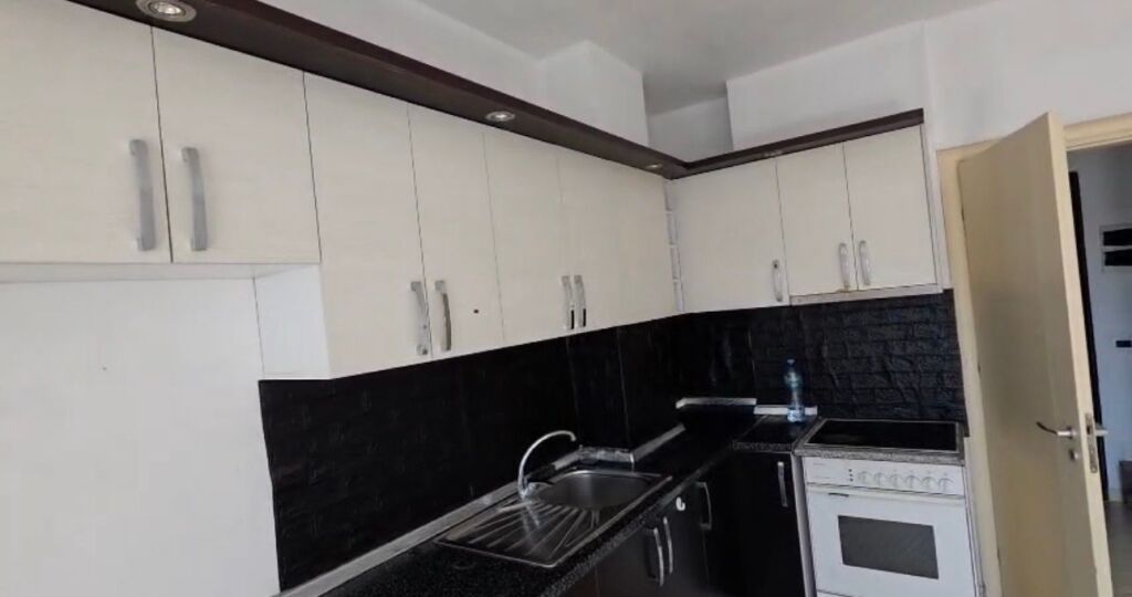 Apartament me qera 2+1 Astir Vila L