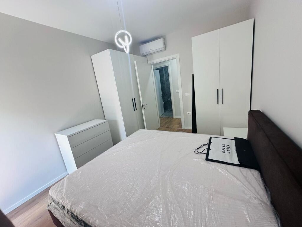 Affittasi Appartamento 2+1+1 Posto Auto + 1 Balcone