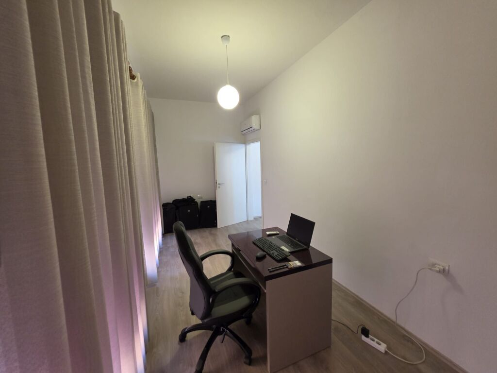 Apartament 2+1 per qera Kompleksi Mangalem Ali Demi !