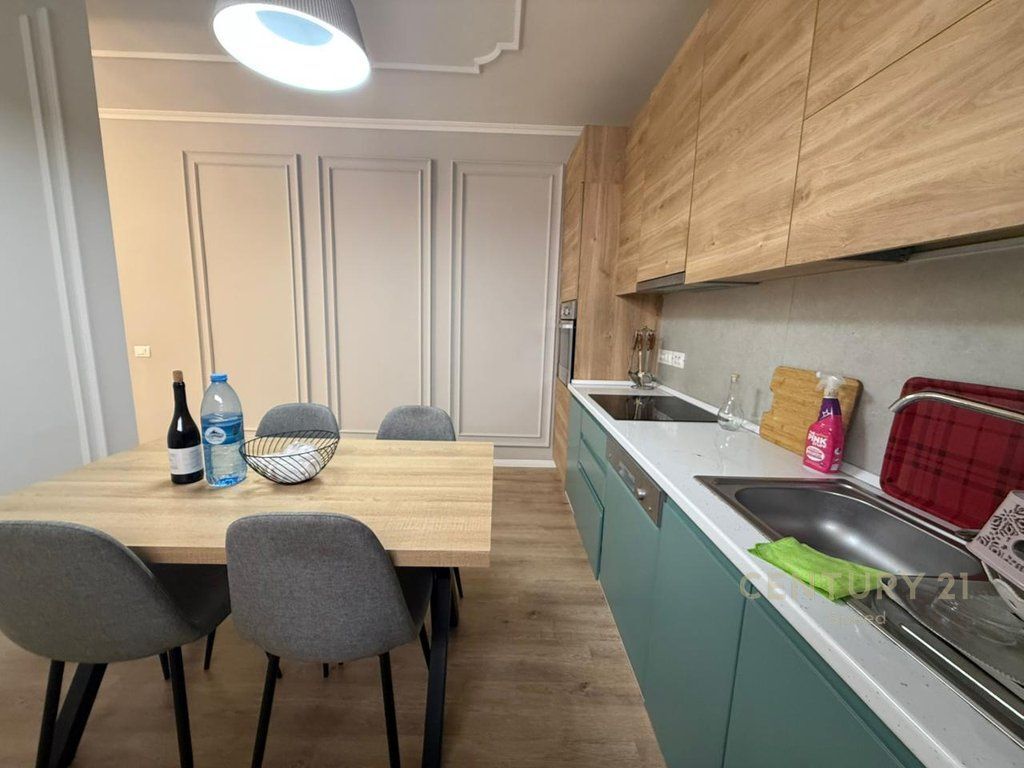 Apartment 1+1 and parking space for rent near the Medrese! (50,000leke )