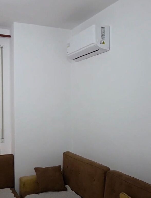 Jepet Me Qera Apartament 1+1+1 Ballkon