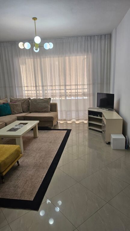 Jepet me qira apartament 1+1 në Astir!