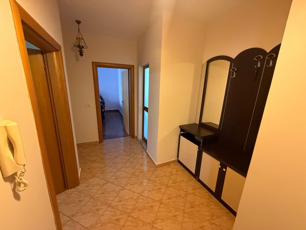 🏡 Jepet me qira apartament 2+1 në Bulevardin Gjergj Fishta!