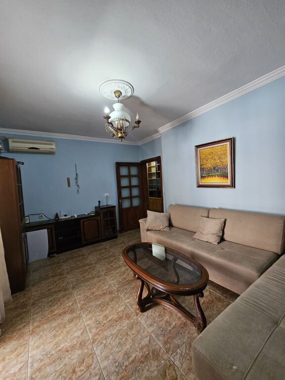 JEPET ME QIRA APARTAMENT 1+1 – RRUGA E ELBASANIT, PRANË ATSH-së