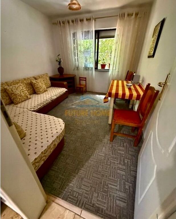 Shitet Apartament 3+1 | Ali Demi, Tiranë