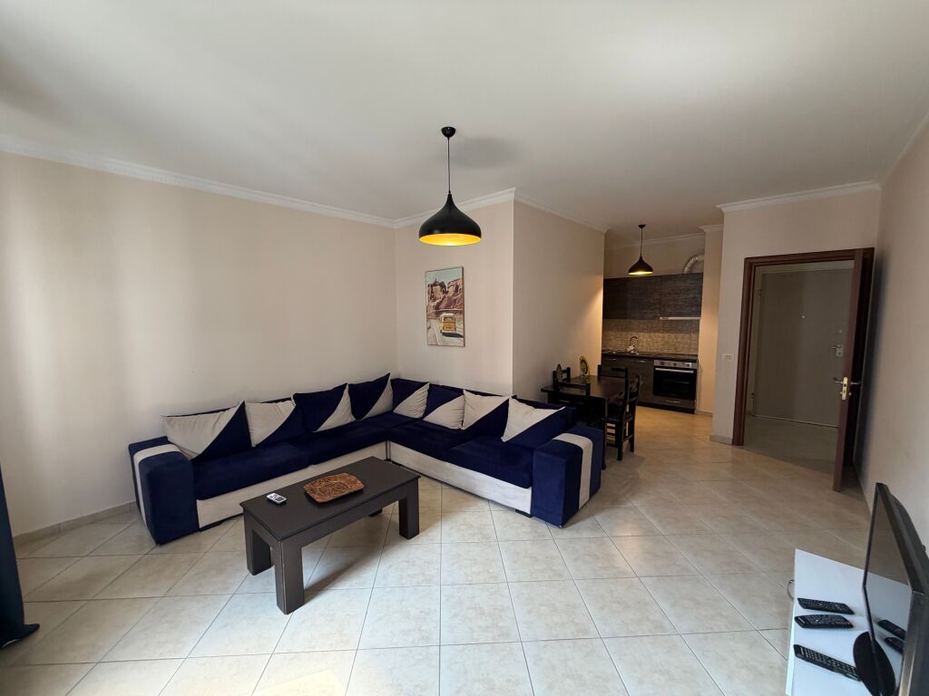 Appartamento moderno 2+1 in affitto Astir, Big Pjata