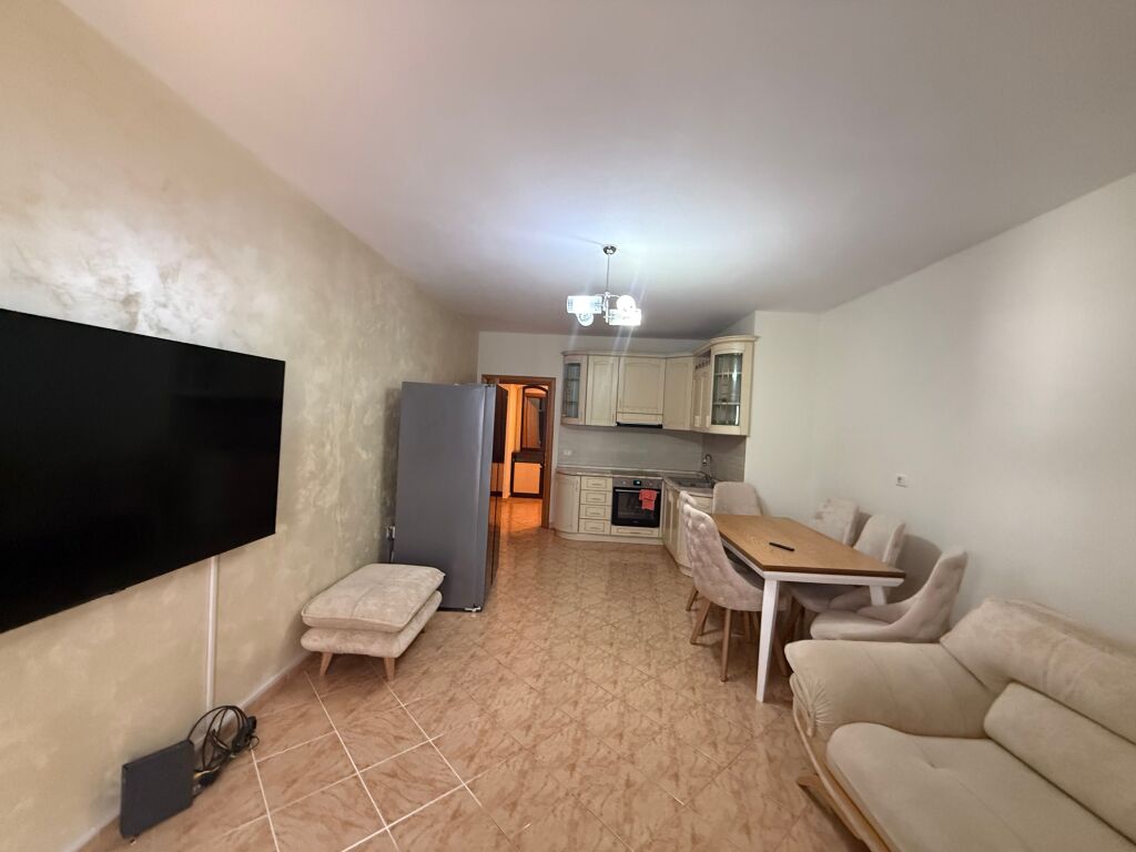 🏡 Jepet me qira apartament 2+1 në Bulevardin Gjergj Fishta!
