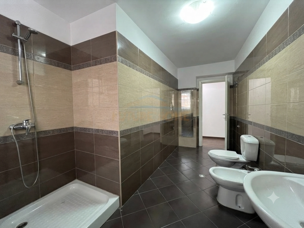 Qera, Apartament 2+1+Ballkone, Bulevardi Zogu I