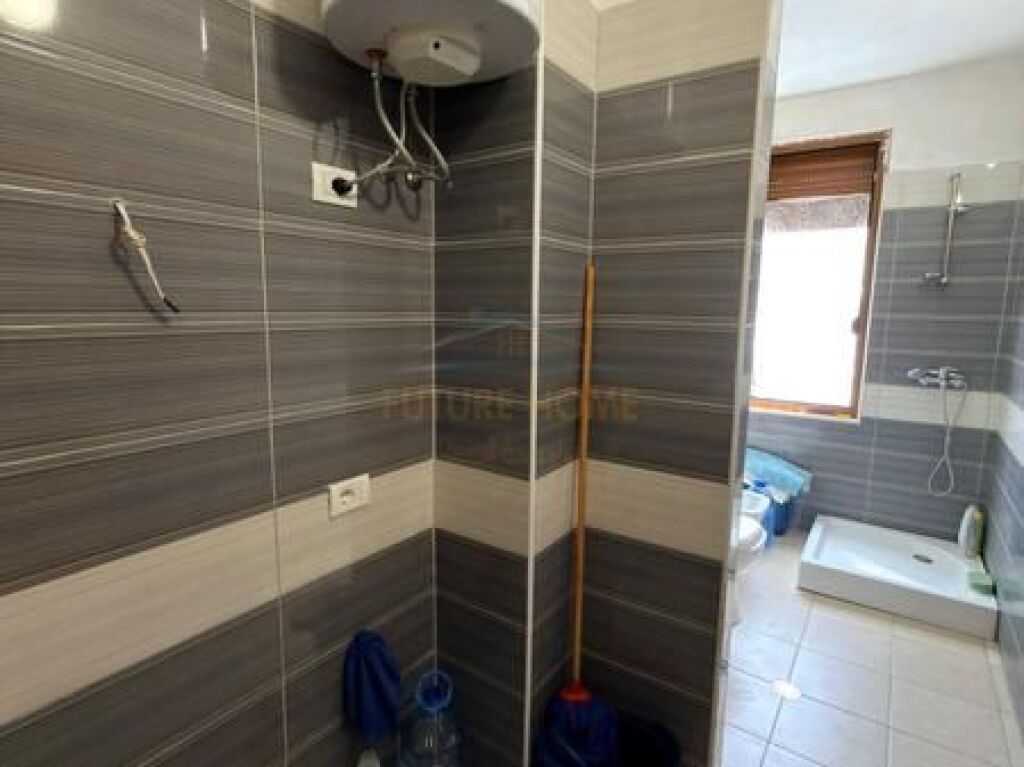 In vendita, Appartamento 2+1, Fresk.