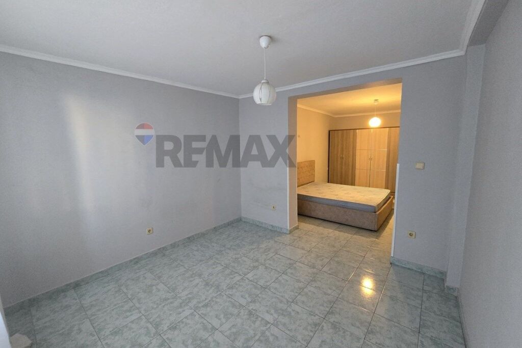 Appartamento - In Vendita - Via Mine Peza, Tirana