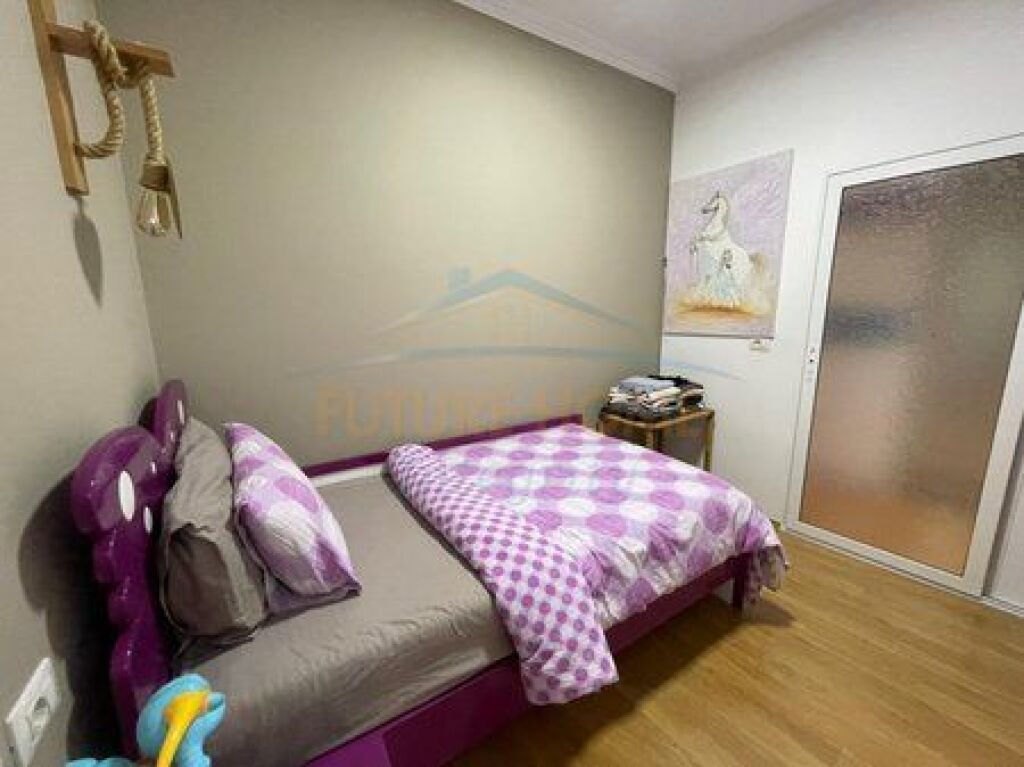 For sale, Apartment 3+1+2, Fresk, Tirana.
