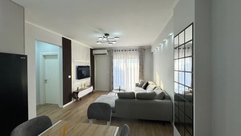 Shitet apartament 2+1 ne Kamez, prane Ullirit !