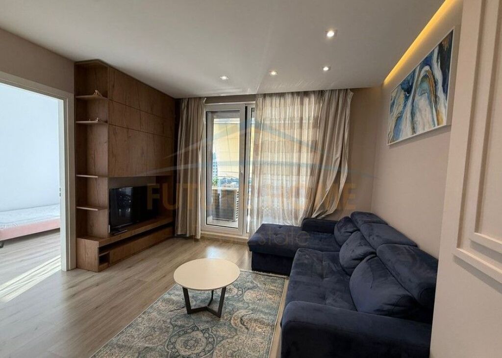 Affittasi Appartamento 2+1+2 presso Garden Residence Turdiu, Campo di Aviazione, Tirana
