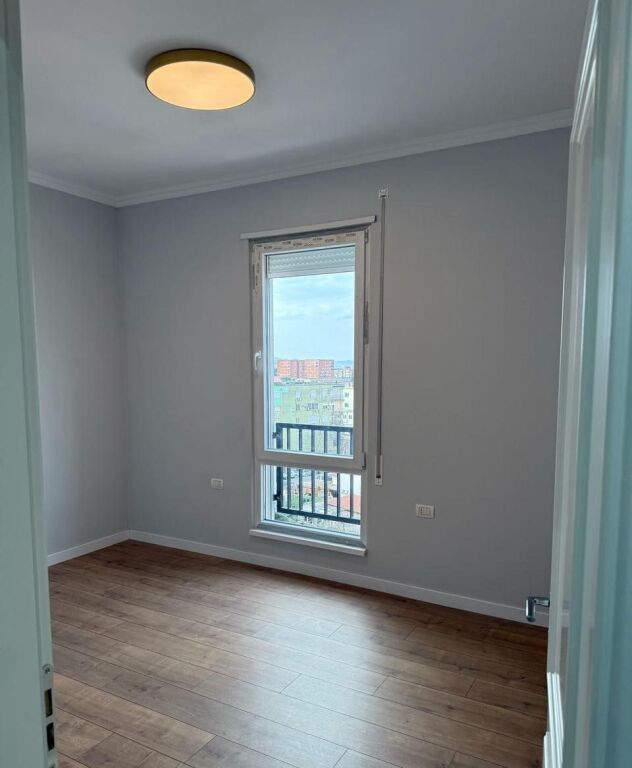 Rent | Apartament 3 + 1 plus Parkim| Oxhaku | 750 €/month