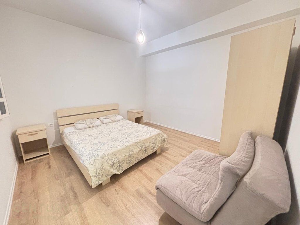 Apartament me Qira – Pazari i Ri