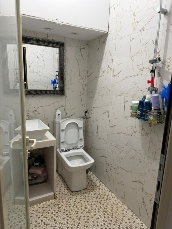 APARTAMENT ME QERA 1+1 MYSLYM SHYRI 55.000 LEKE FH-82132
