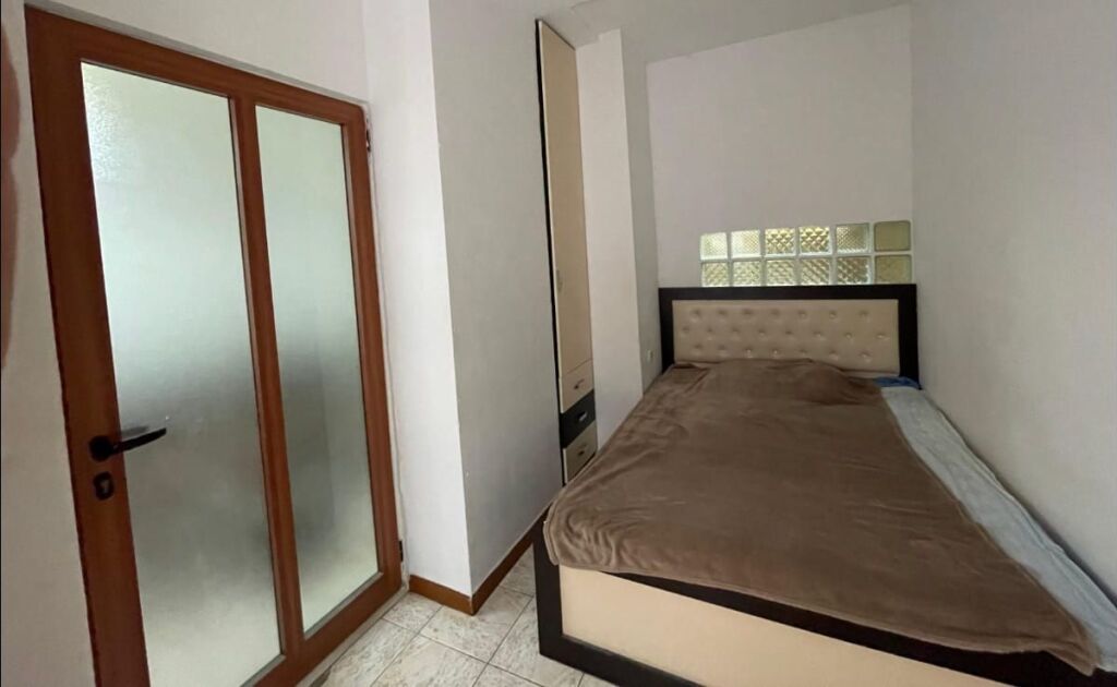 Apartament 1+1, Myslym Shyr!