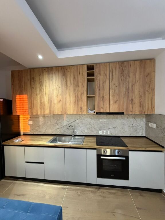 Qera | Vilë 1 + 1 | Çollak | 350 €/muaj