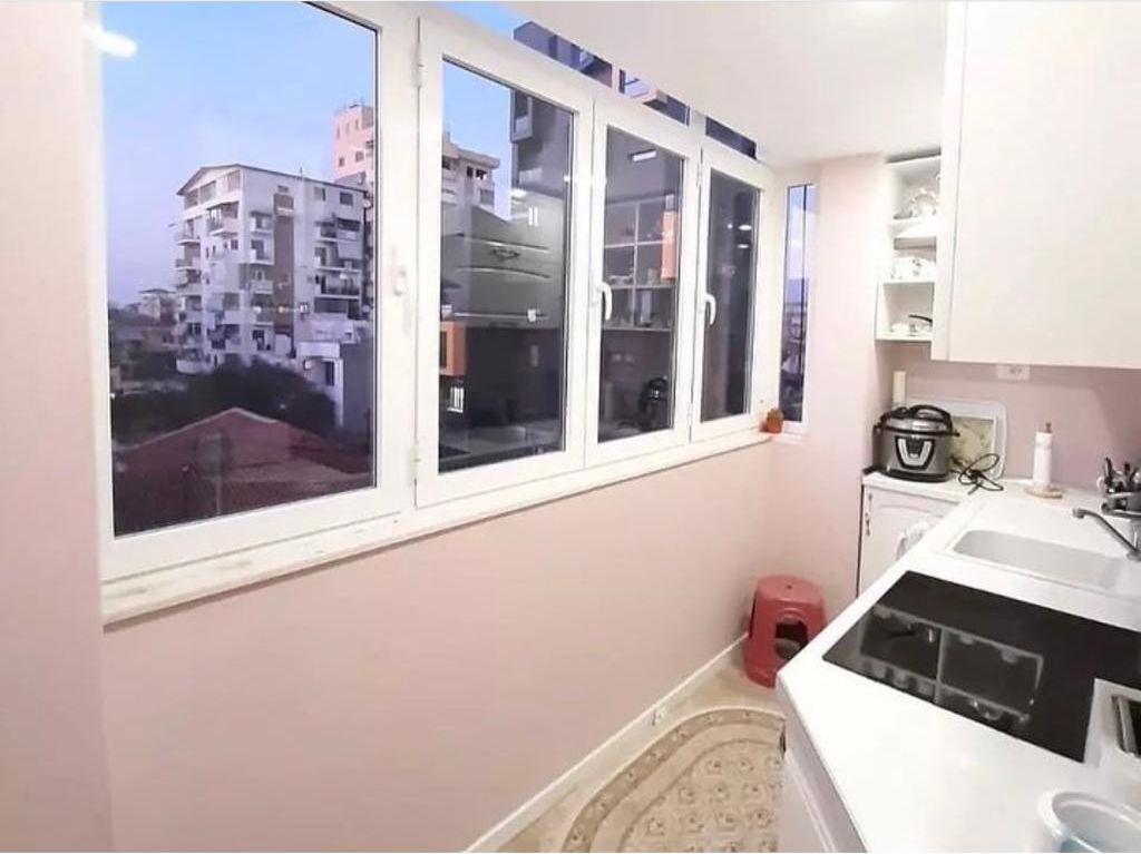 Super ap 1+1 al 21 Dhjetori (dietro l'hotel Mondiali)