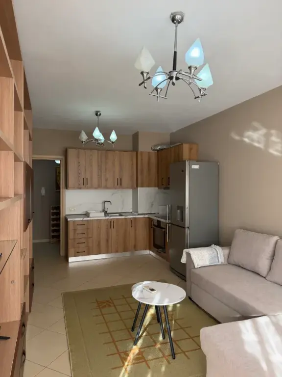 Qera | Apartament 1 + 1 | Rruga Teodor Keko | 450 €/muaj