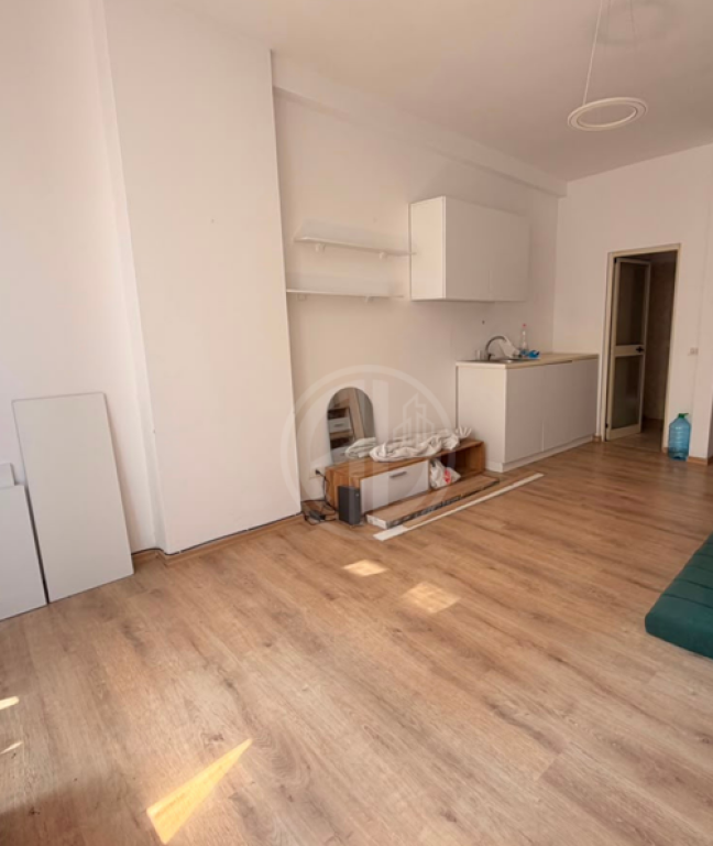 Locale/Studio in Vendita –Centro, Durrës