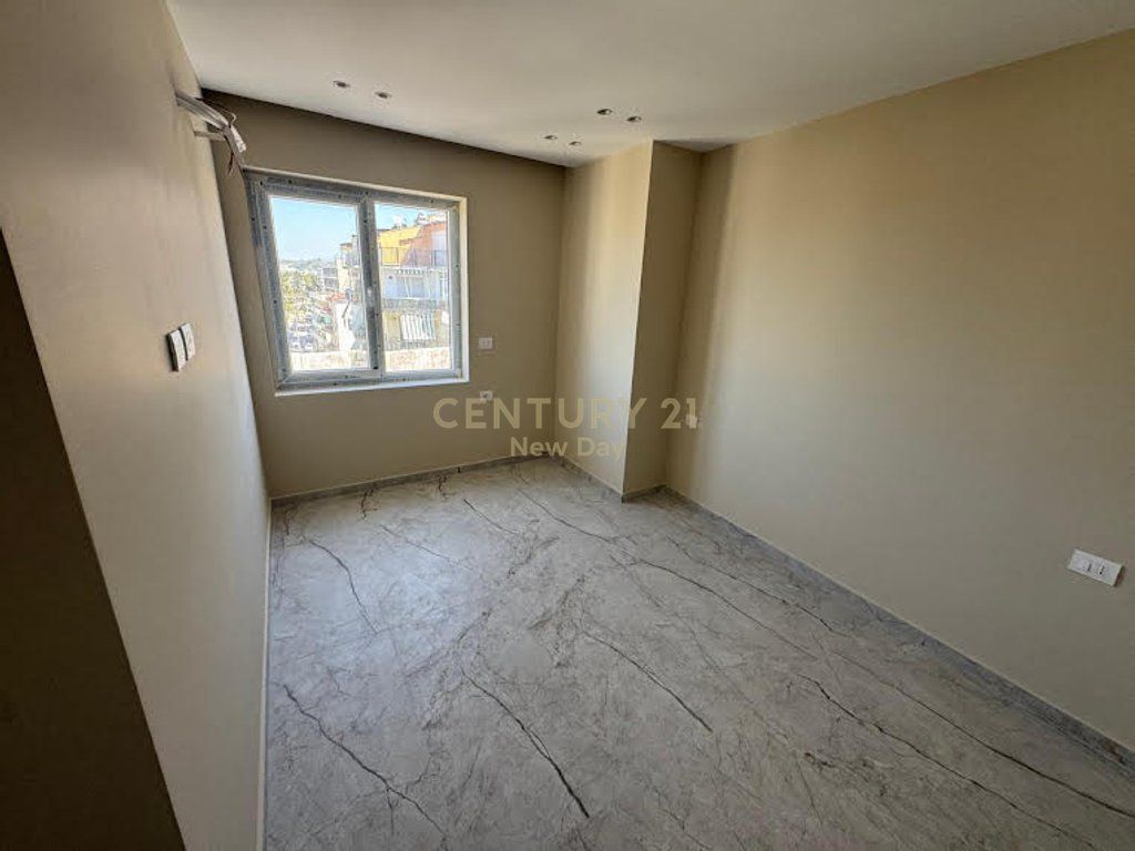 1+1 with sea view in Golem
