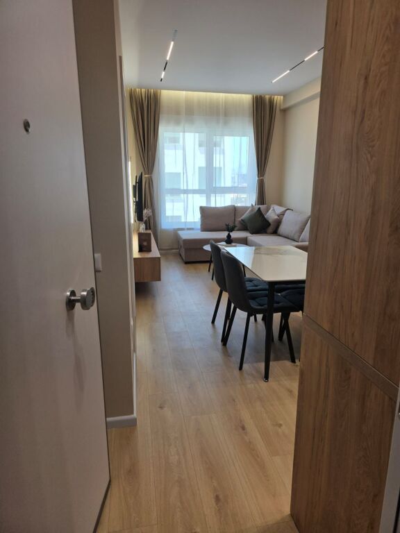 Apartament me qera
