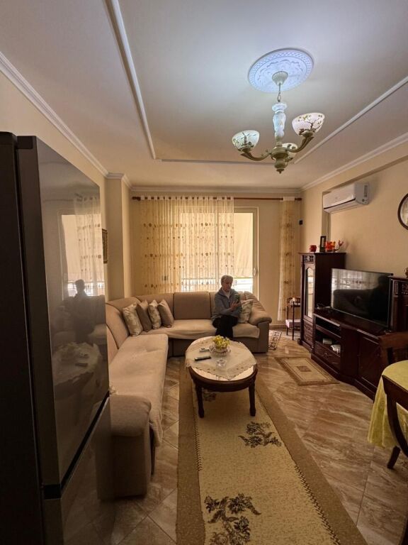 APARTAMENT ME QERA 1+1
