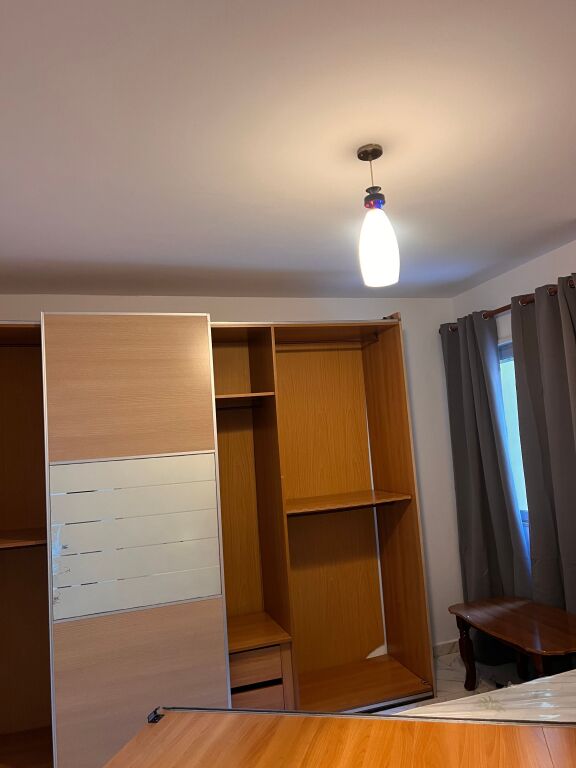 Jepet me qira 1+1 GLOBE PERBALLE DELIJORGJIT 500 mije leke
