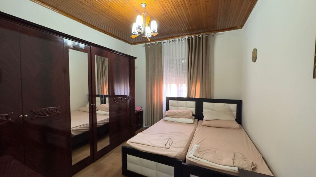 Qera, Apartament 1+1, Shallvaret, Tirane . Empire71421