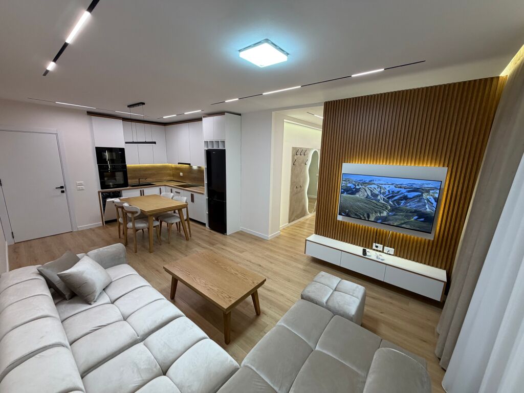 Affittasi super appartamento 2+1+2, Tirana, Yzberisht, Nuovo edificio mai abitato prima

