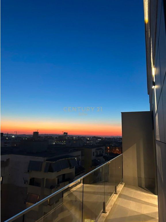 Jepet me qira apartament 1+1 perball Kompleksit Halili! 750 € /Muaj