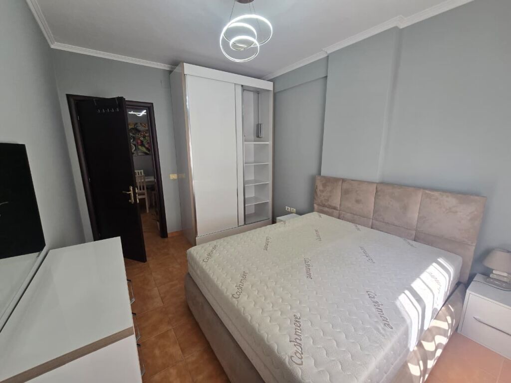 Apartament 1+1 per qera Kompleksi Fratari Astir !