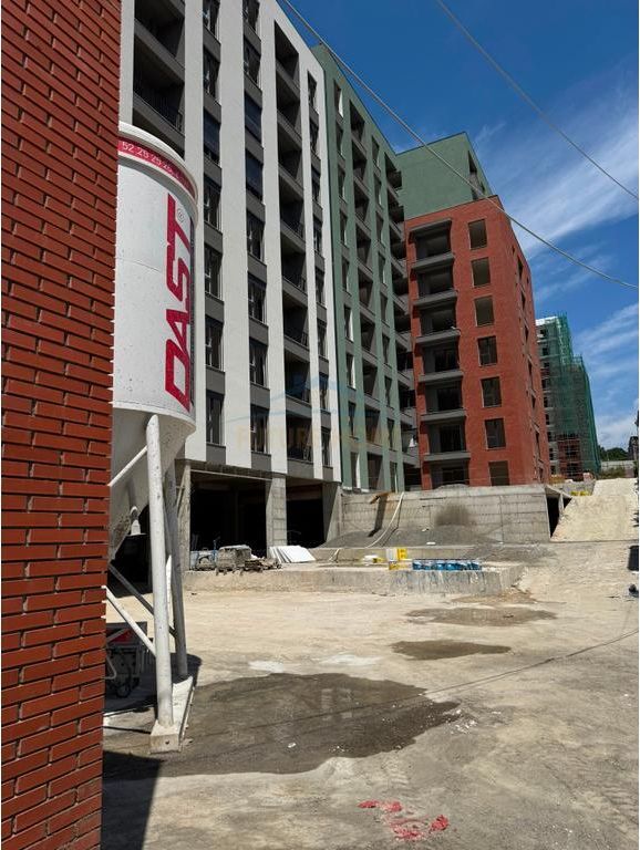 Shitet , Apartament 2+1 , Tirana View Residence , Paskuqan