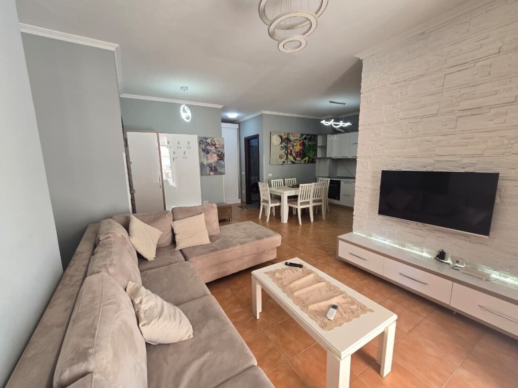 Apartament 1+1 per qera Kompleksi Fratari Astir !