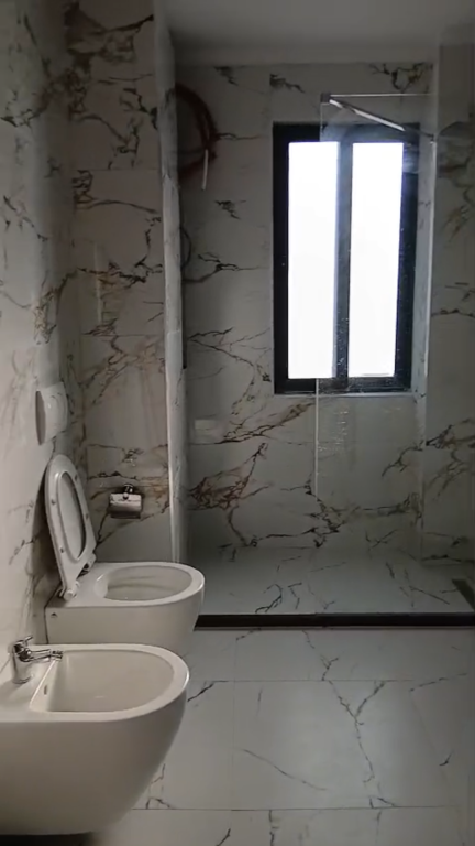 Apartament 2+1 per qera ne Fresk Fizika Berthamore !