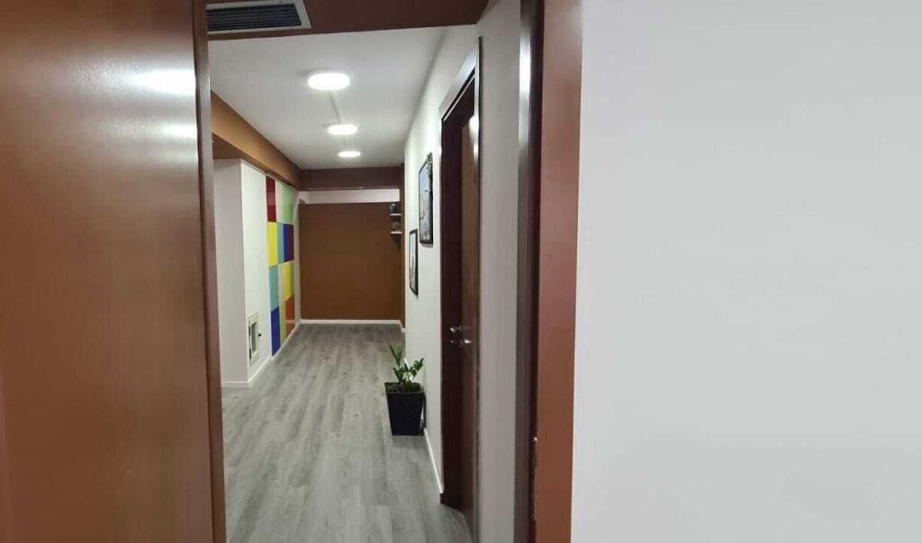JEPET ME QERA AMBJENT BIZNESI – RR. SAMI FRASHERI !