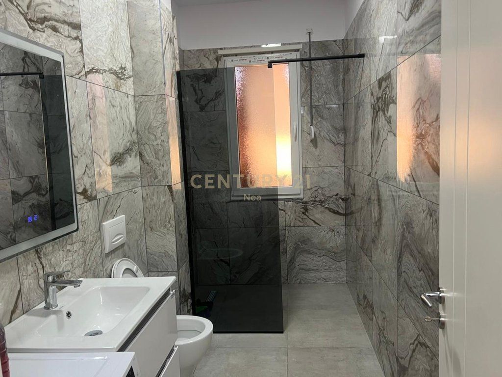Apartament 1+1 me qira ne Kamez!
