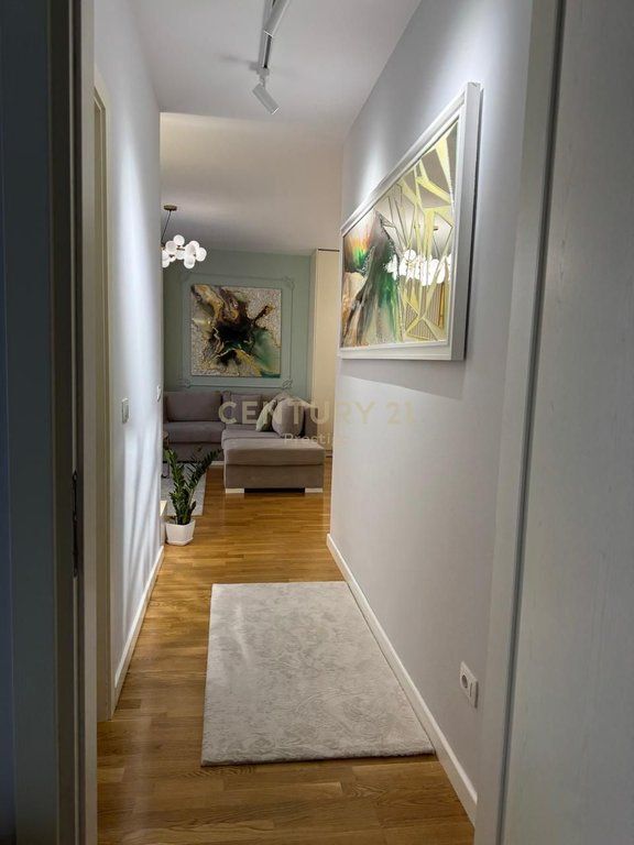 AFFITTIAMO APPARTAMENTO DI LUSSO 1+1+POSTO AUTO, VIA BARRICATE! 1.000 € /Mese