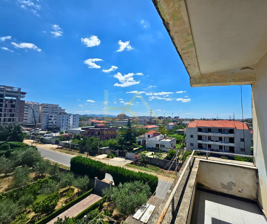Apartament 2+1 për Shitje – Kavajë