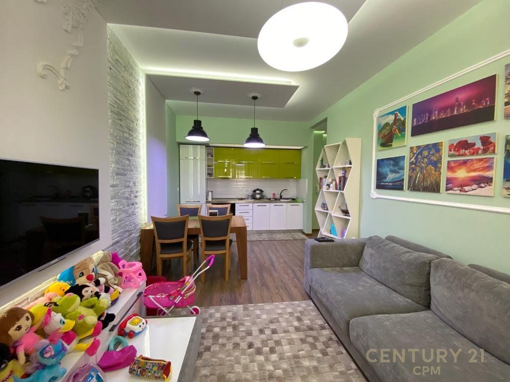 Apartament 2+1 per shitje te Kika 2, Komuna e Parisit